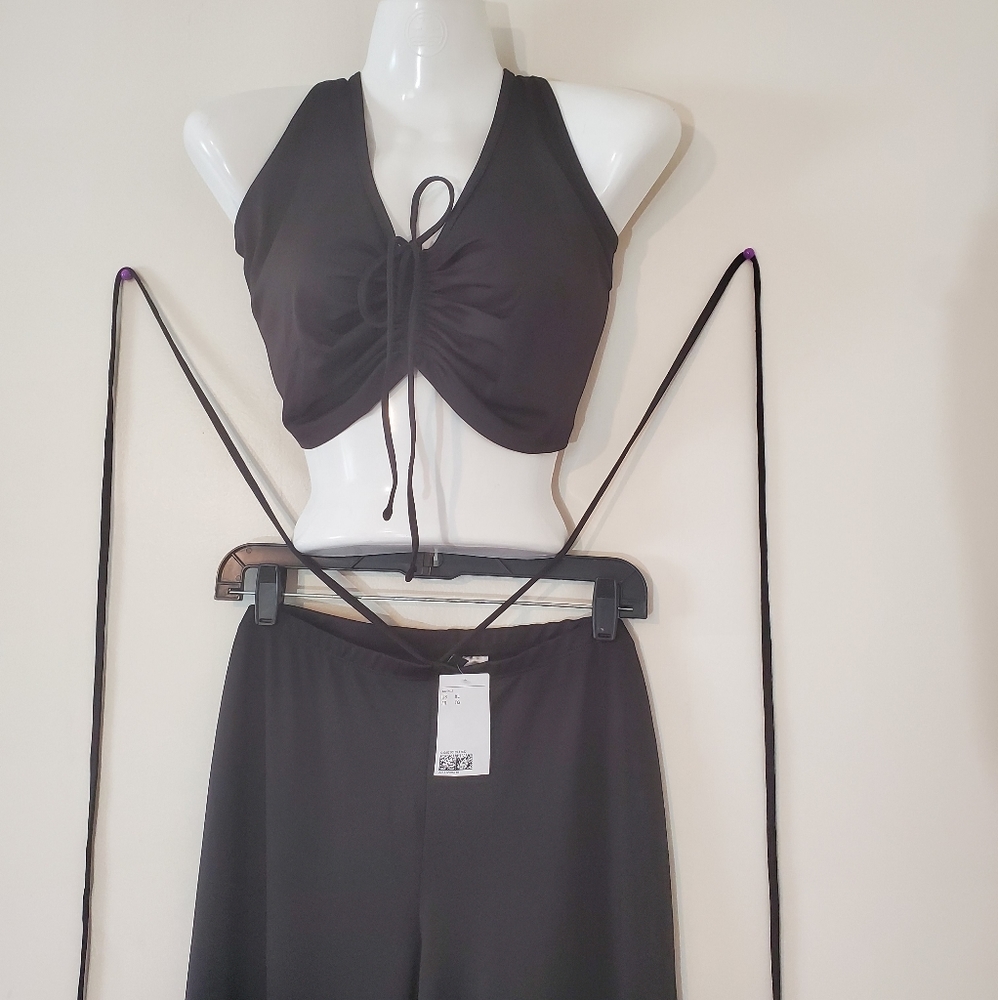 H&M Divided Set - Picture 5 of 14